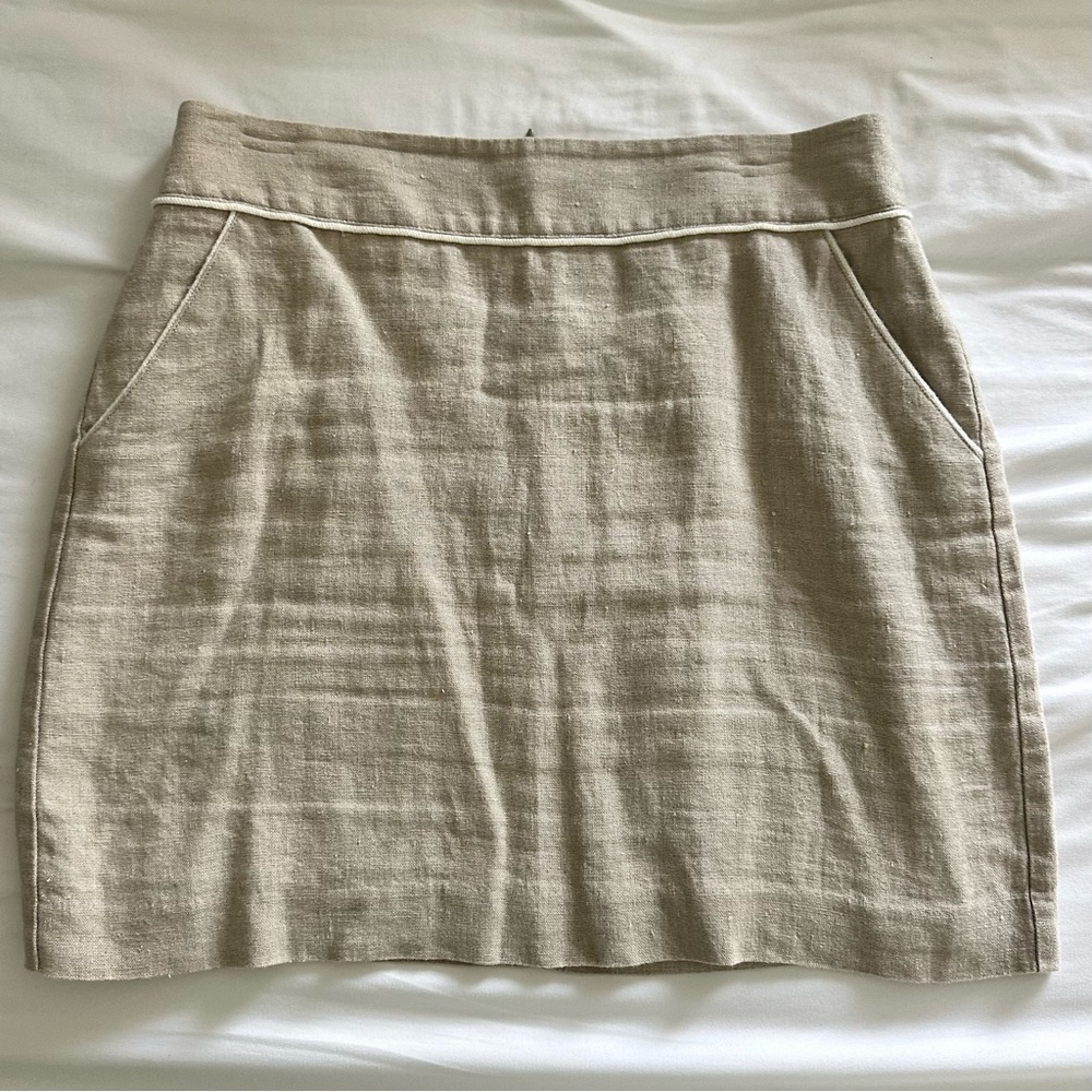 LOFT Women’s linen skirt w/ pockets , size 6